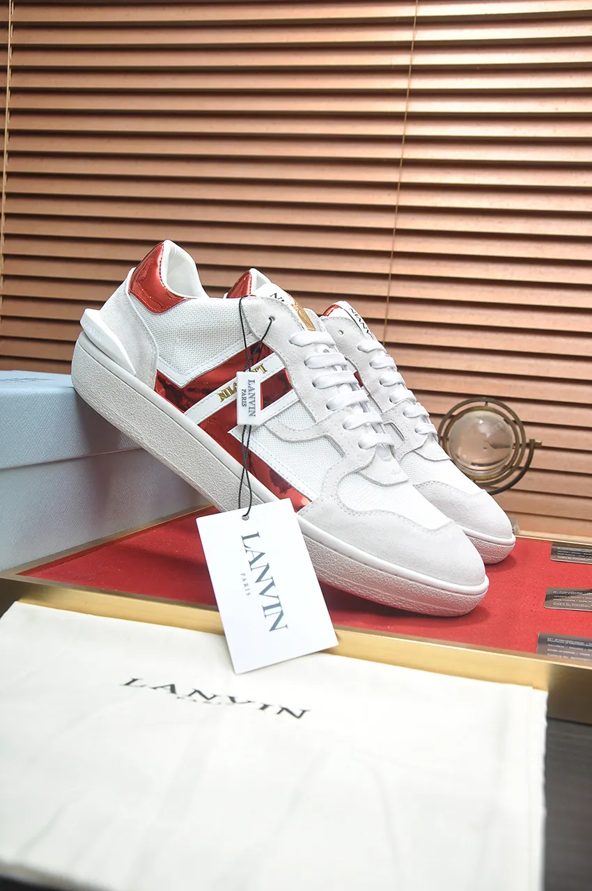 Men's men's shoes💰540💶[LANVIN] The latest lace-up fashionable casual couple sneakers, high-quality CLAY couple series‼ ️ The latest trendy products of the season 🌈Many bloggers have planted grass and purchased the original open-mold customization. The upper and outsole are sewn with mark threads without edge sealing. A variety of material splicing combination design. Very versatile for fashionable and casual wear. Comfortable on the feet. Self-recommended. Upper cowhide + cow suede + breathable mesh lining. Foot-padding cowhide. Exclusive original open-mold clear logo rubber outsole ⚠️Couple standard size 36-40 for women and 38-44 for men.